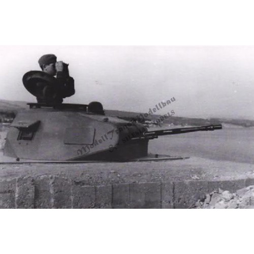 Tobruk Ringstand with Pz. II turret.