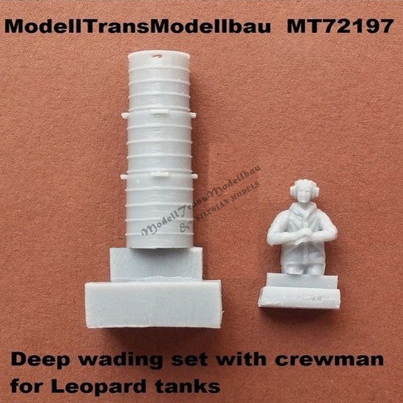 Deep wading set with crewman for Leopard tanks.