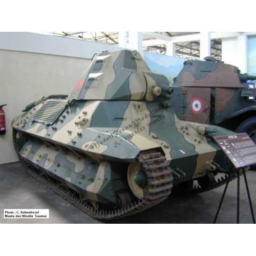 FCM-33 light tank