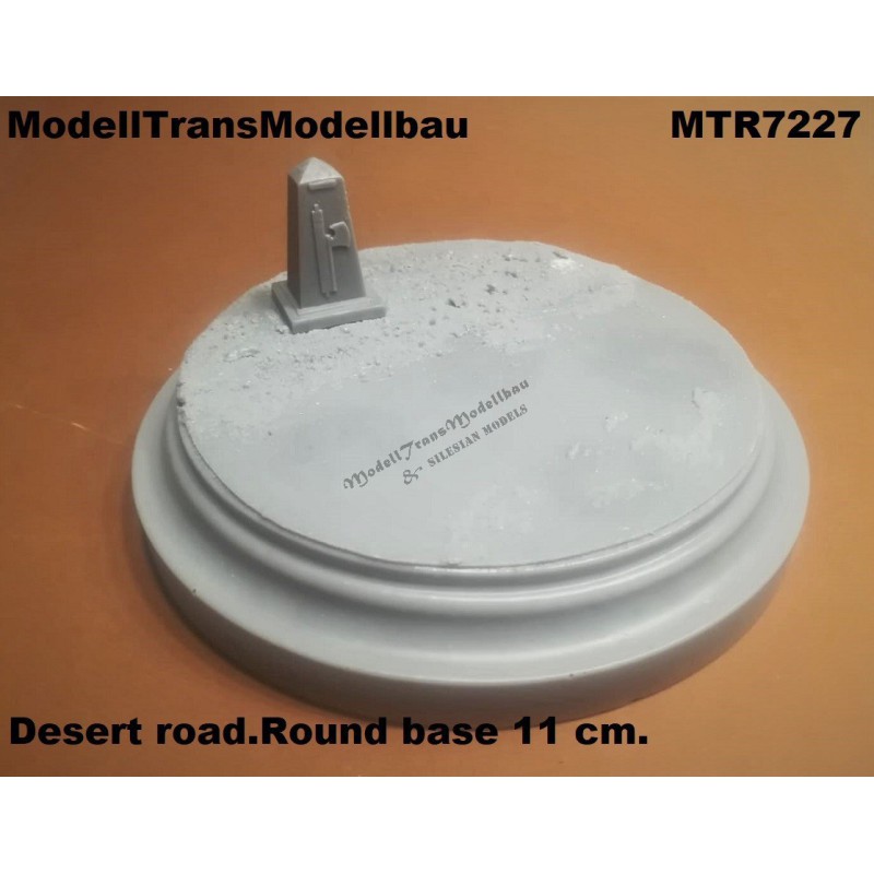 Desert road.Round base 11 cm.