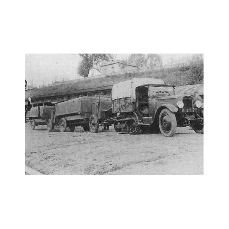 Citroen Kegresse P17 with LMPS pontoon trailer.