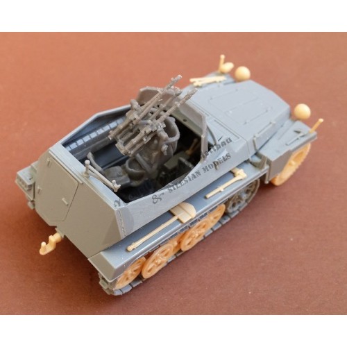 SdKfz 250/4 Truppenluftschutzwagen (2 x MG34)